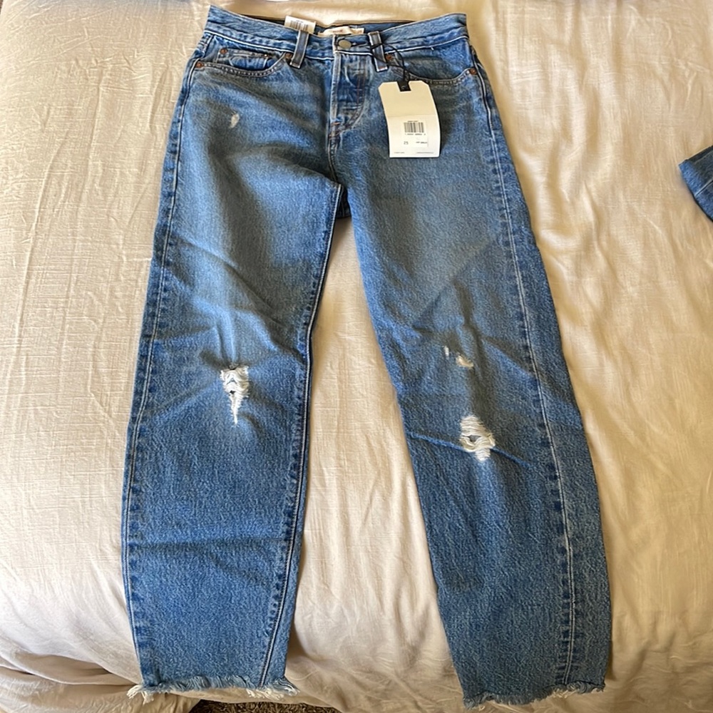 Levi’s Wedgie jeans